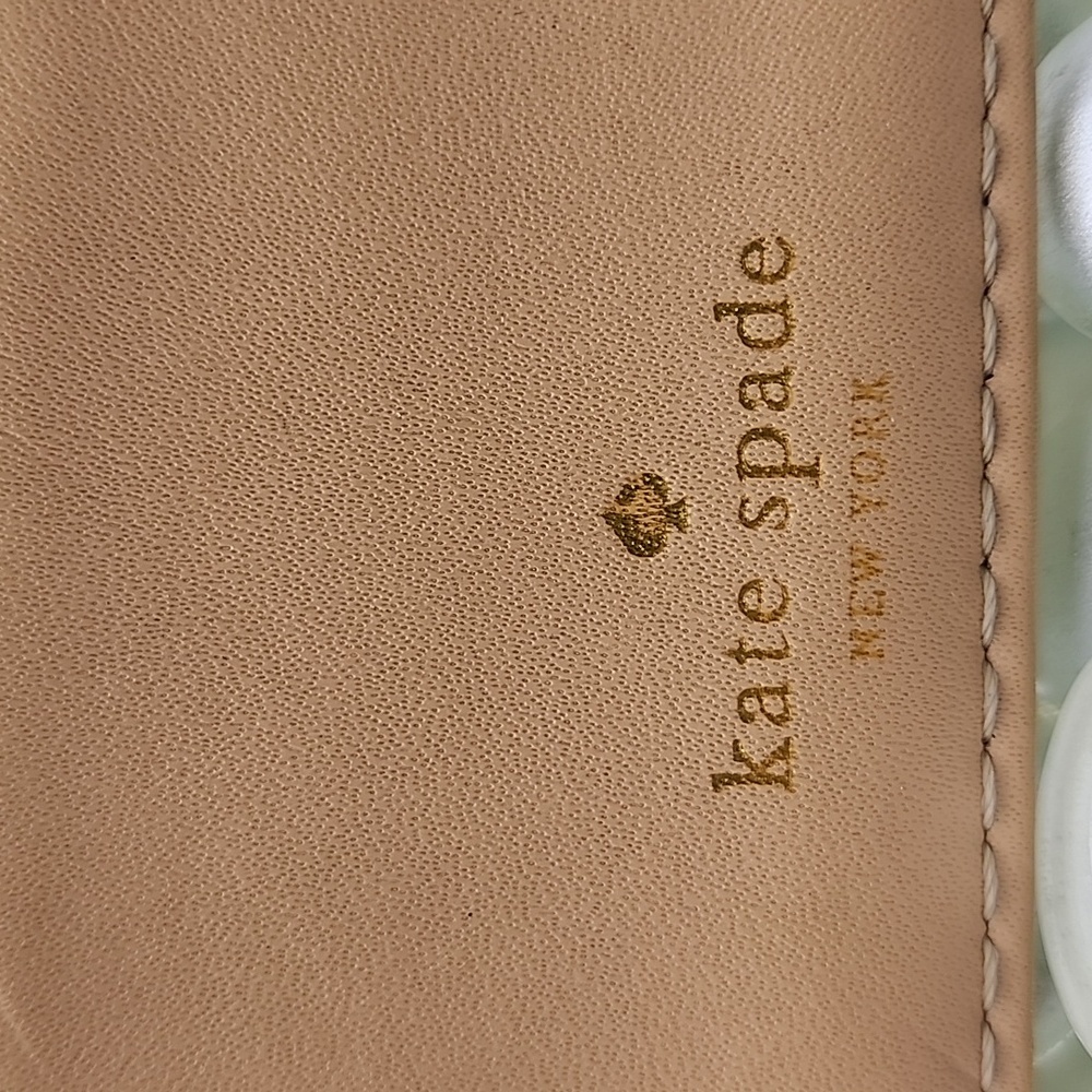 Kate Spade Green Leather‎ Card Holder - Picture 6 of 10